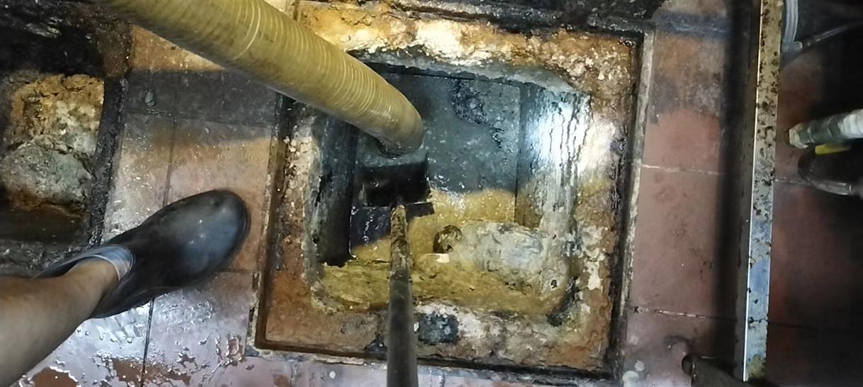 阜沙镇污水池清理一般都有毒气，怎么预防中毒呢？