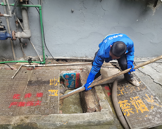 阜沙镇清掏化粪池