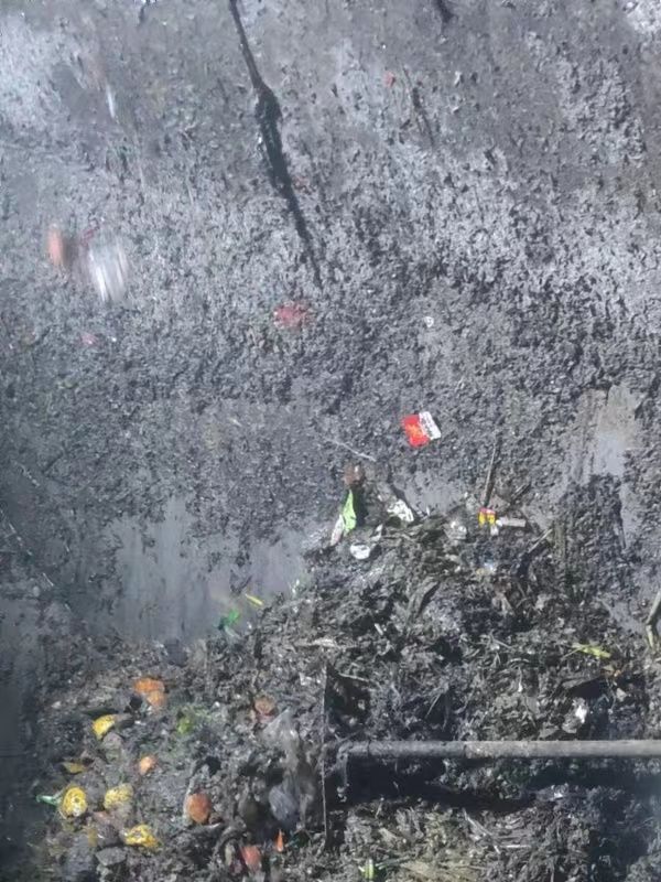 阜沙镇污水池清理